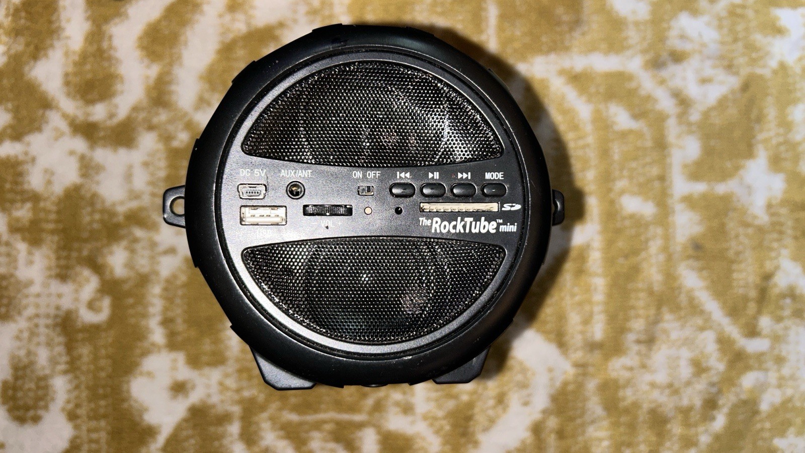 Dehumidifier & Bluetooth speaker