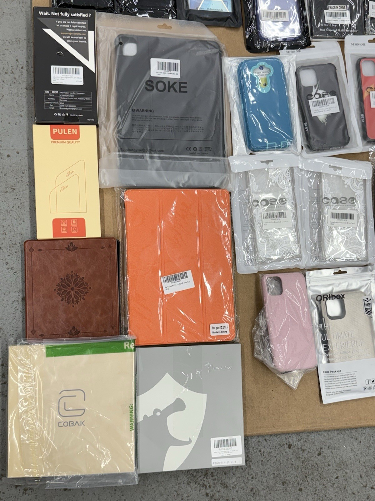 AMAZON WHOLESALE LOT OF 49 ELECTRONICS ACCESSORIES, KITCHENWARE, BEDDING + MORE