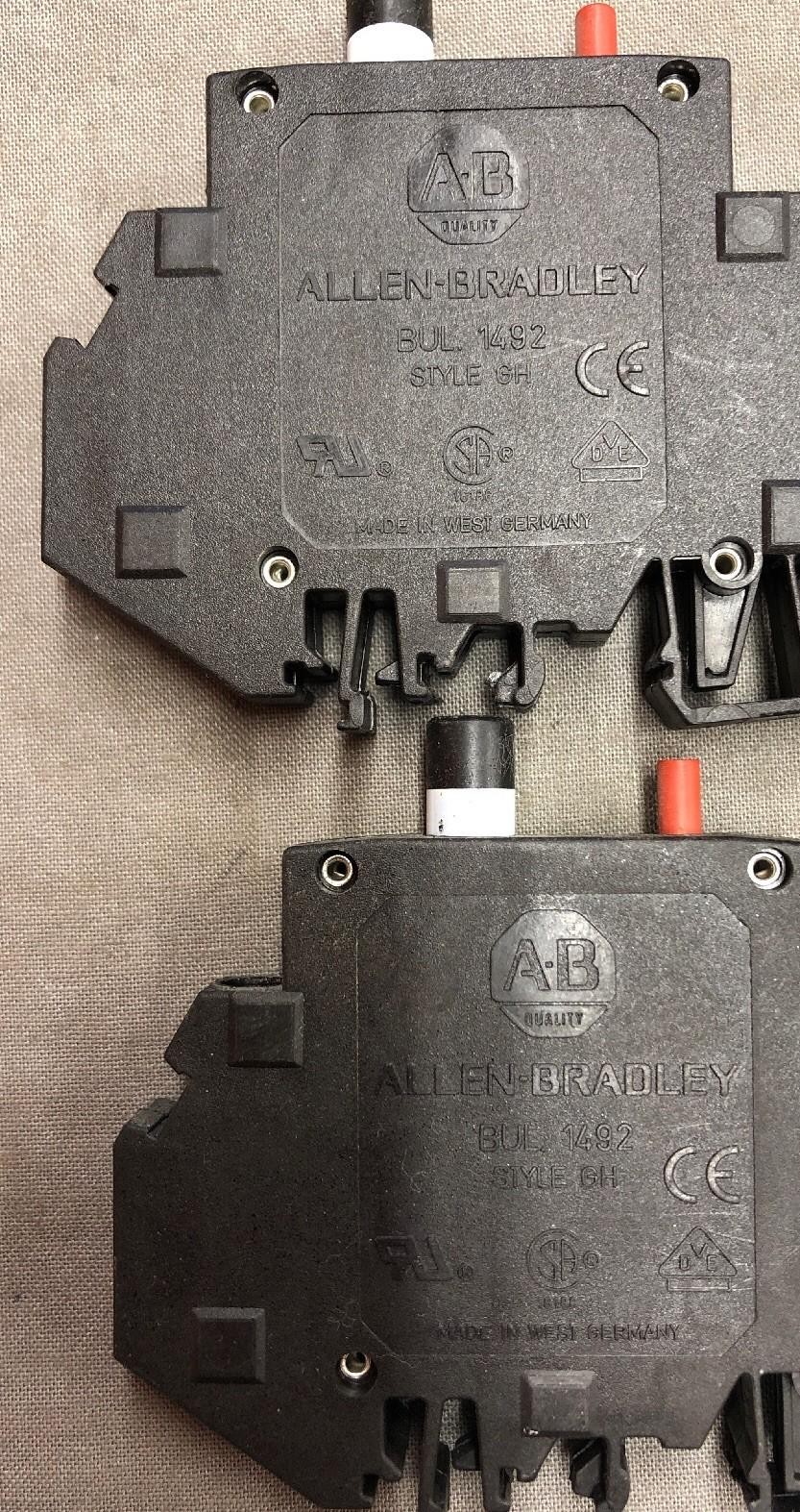 LOT OF 2 MIXED ALLEN BRADLEY CIRCUIT BREAKERS 1492-GH100 125V 1492-GH015 250V