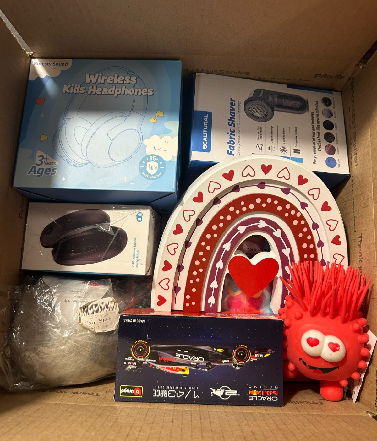 20x assorted amazon lot electronics & accessories all manifest x reseller
