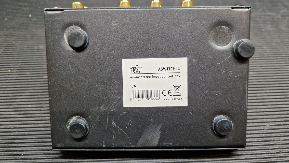 HQ ASWITCH-4 Stereo Input Control Box – Used, Scratches, Working