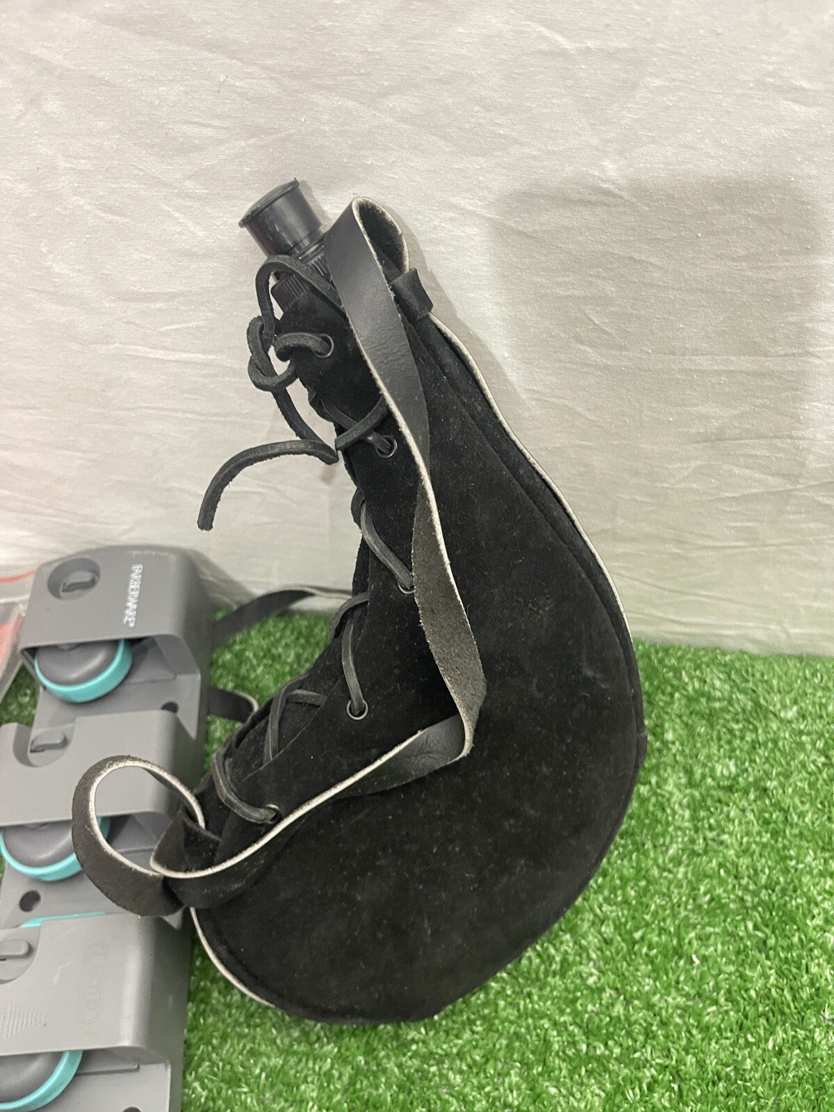 Lots Of Different Items-What You See In The Pictures Are What You Get.-Lot #06