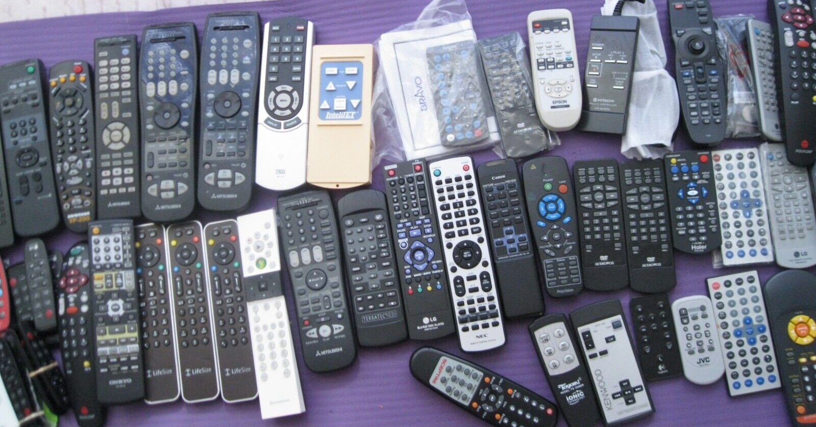 LOT OF mixed REMOTE CONTROLS ORIGINALS ONLY ABC