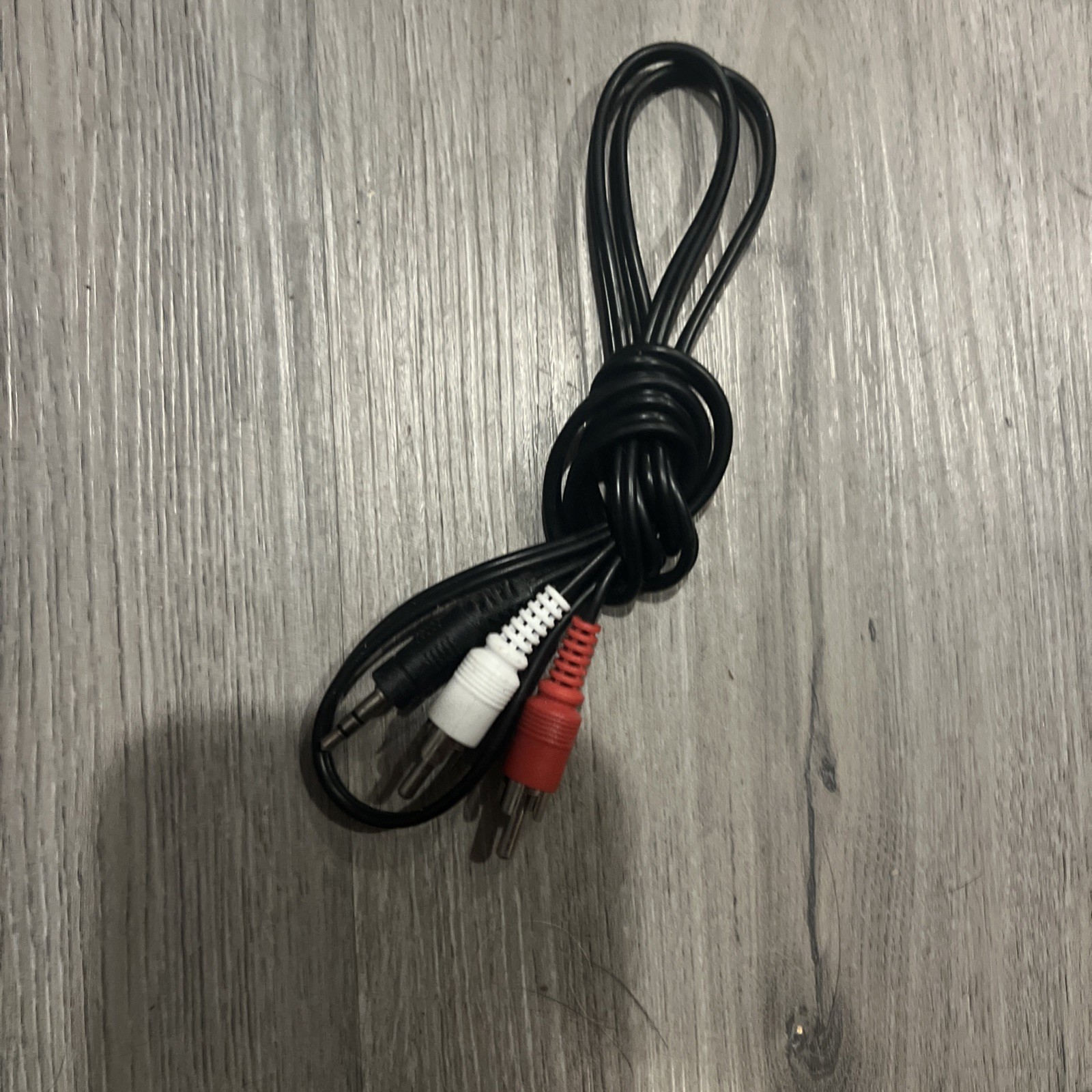 Lot of random assorted cables – SEE PHOTOS