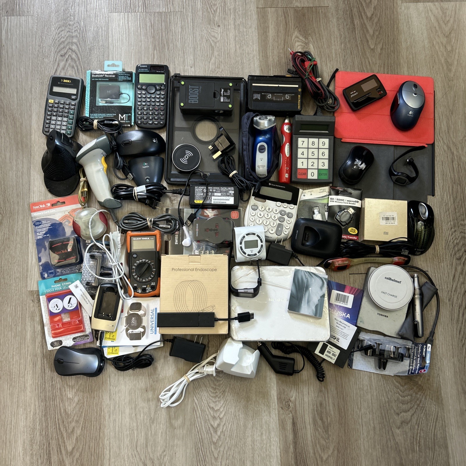 Electronics Reseller PARTS Lot Netgear Apple Logitech Microsoft Verizon Untested