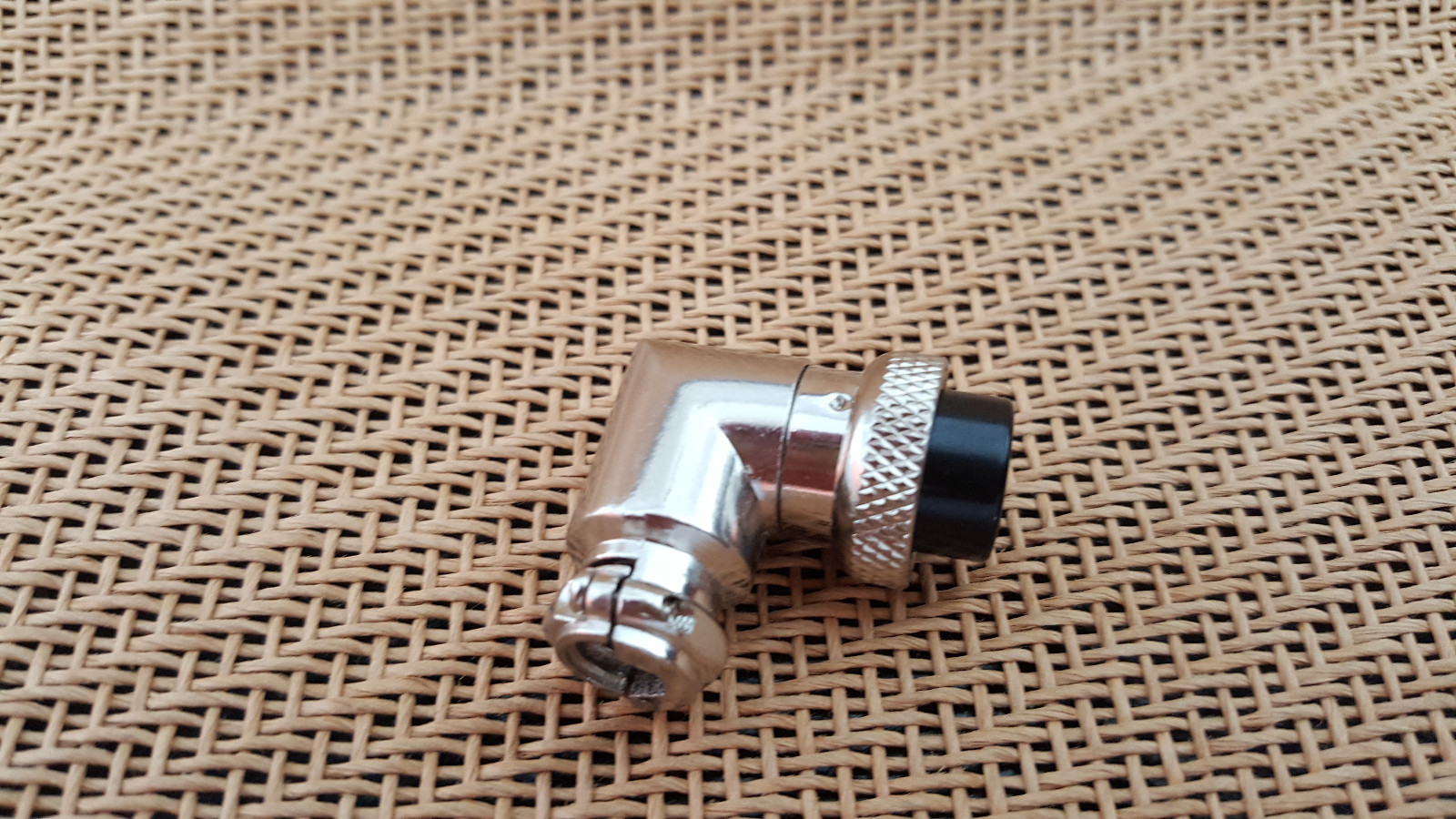 New Right Angle 4 Pin Connector Plug for Ham Cobra Microphone Radio Adapter