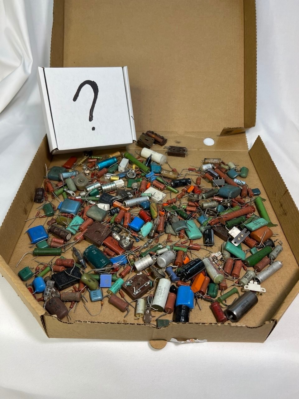Soviet Electronics Random Lot NOS USSR Mystery Box Bonus Rare Components 100 500