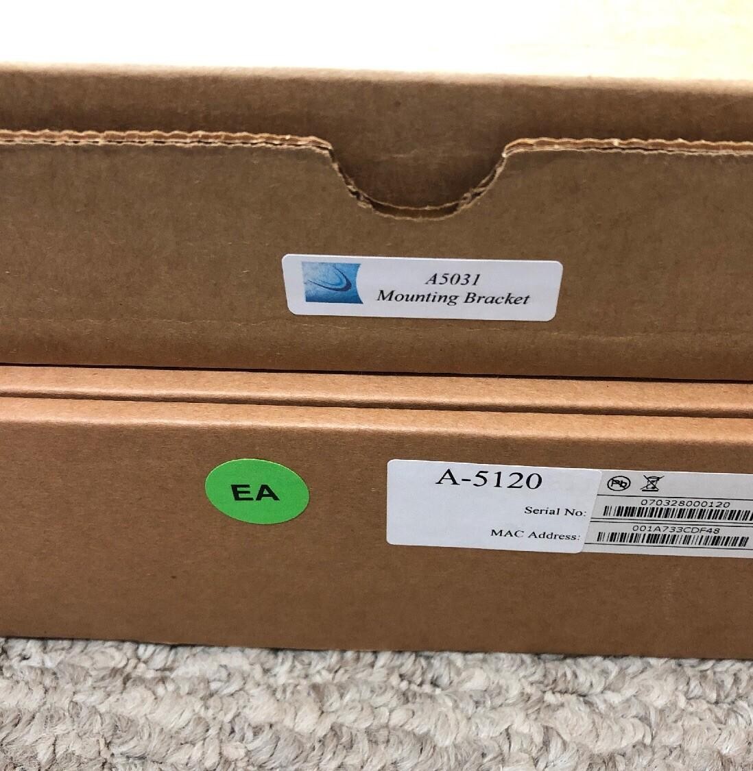 NEW OPEN BOX AirMagnet SmartEdge SPECTRUM Sensor A5120 MOUNTING BRACKET A5031