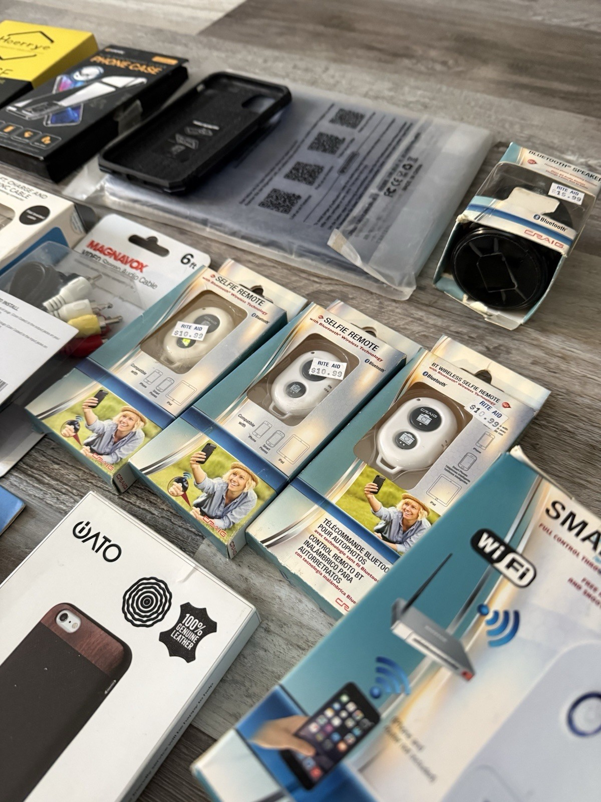 Electronics Lot Of 32 Items New In Box Mixed Variety Reseller Lot Of Accessories