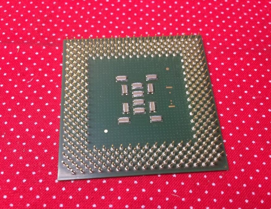 Intel Celeron 667/128/66/1.65V CPU PROCESSOR SL48E