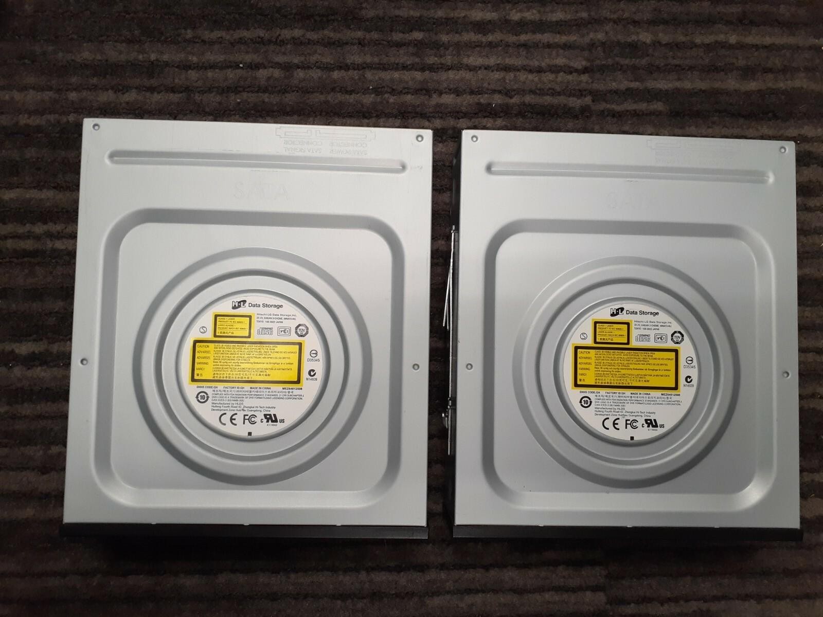 (2) HL DATA STORAGE DVD-ROM DRIVE DH50N 71Y5543