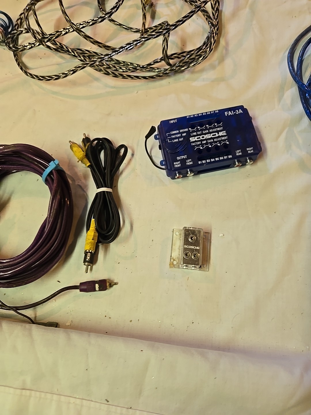 Large Lot Of Audio/Video Cables Scosche Fosgate Monster Python Etc See Pics