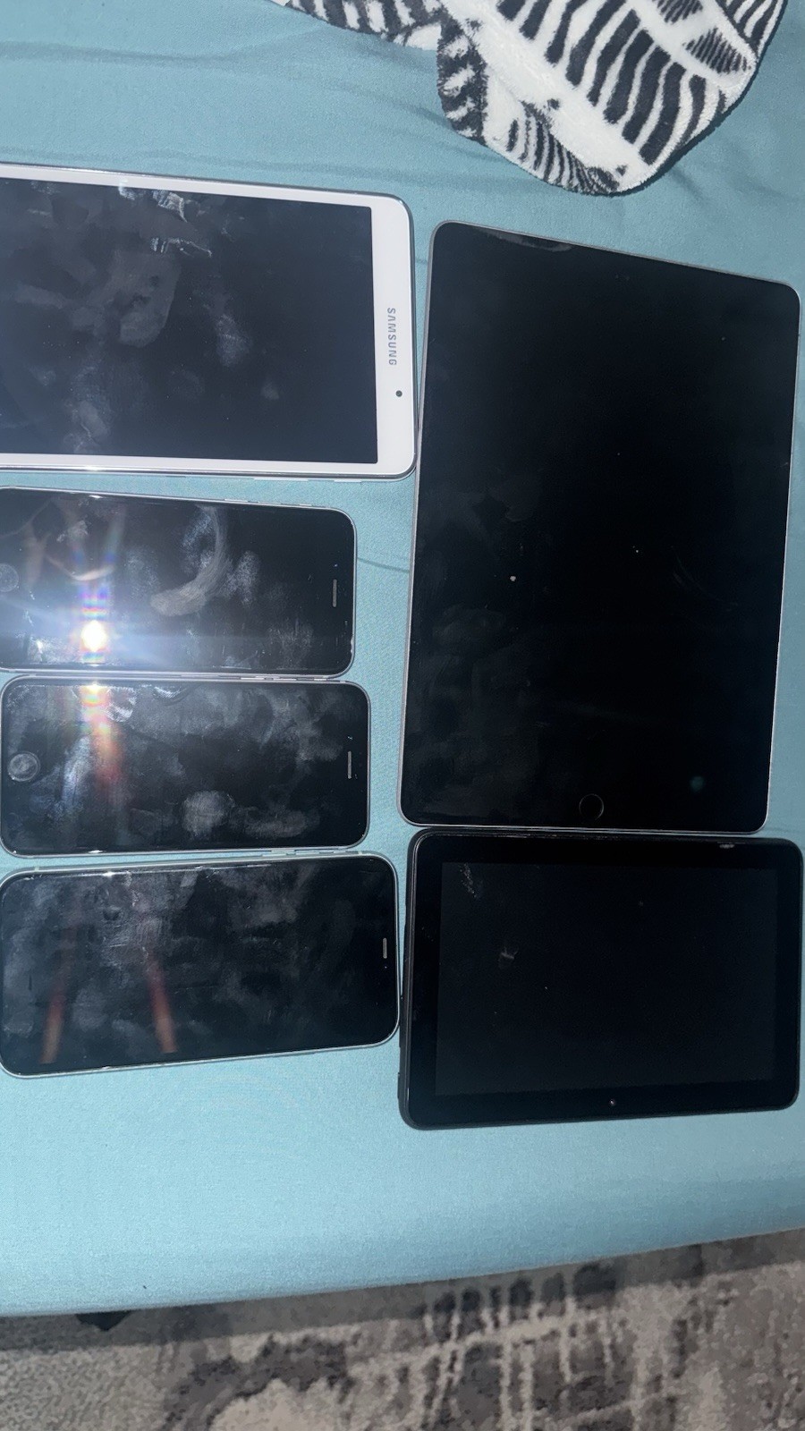 Apple iPhone 6s, iPhone 11, 1phone12, iPad & Samsung Galaxy Devices