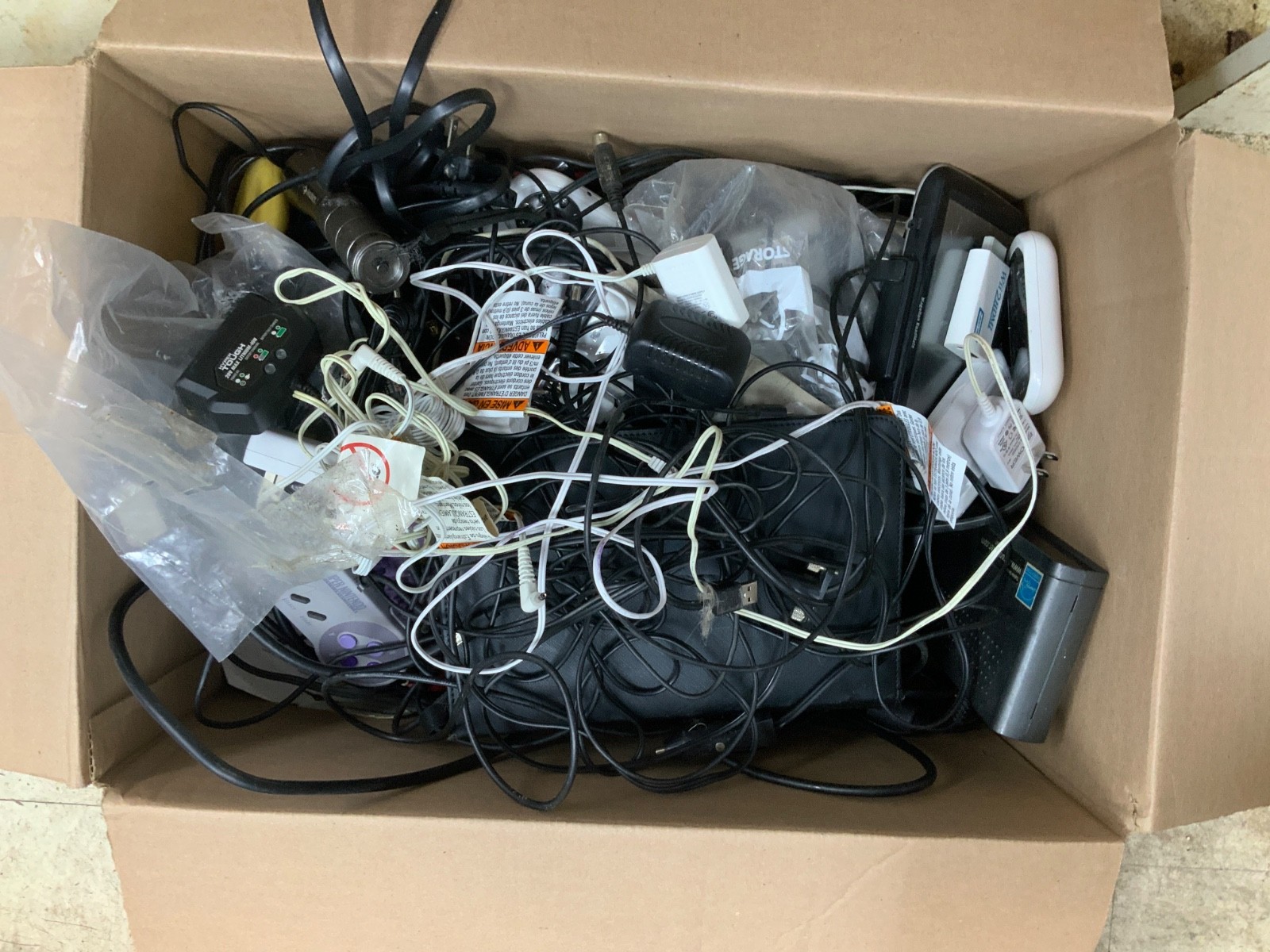 Mixed Lot of Assorted Electronics, Cables, adapters, and devices etc…