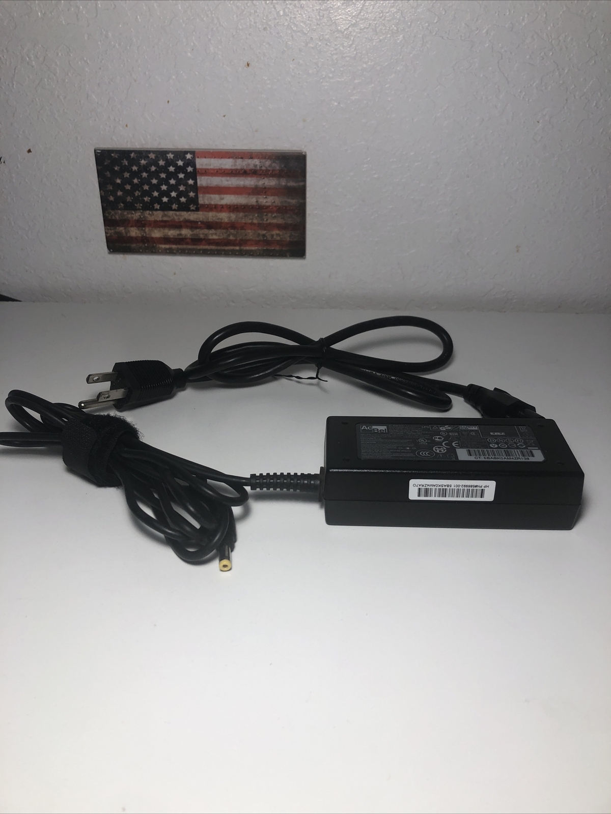 Ac Bel AD9014 AC Adapter Power Supply HP 586992-001 65W