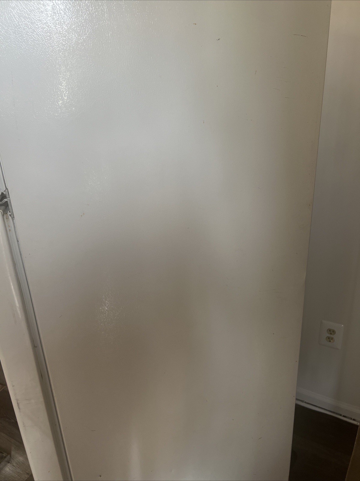 Fridge, White, 2 Inside Parts Missing, Functions Well, 2 Years Old