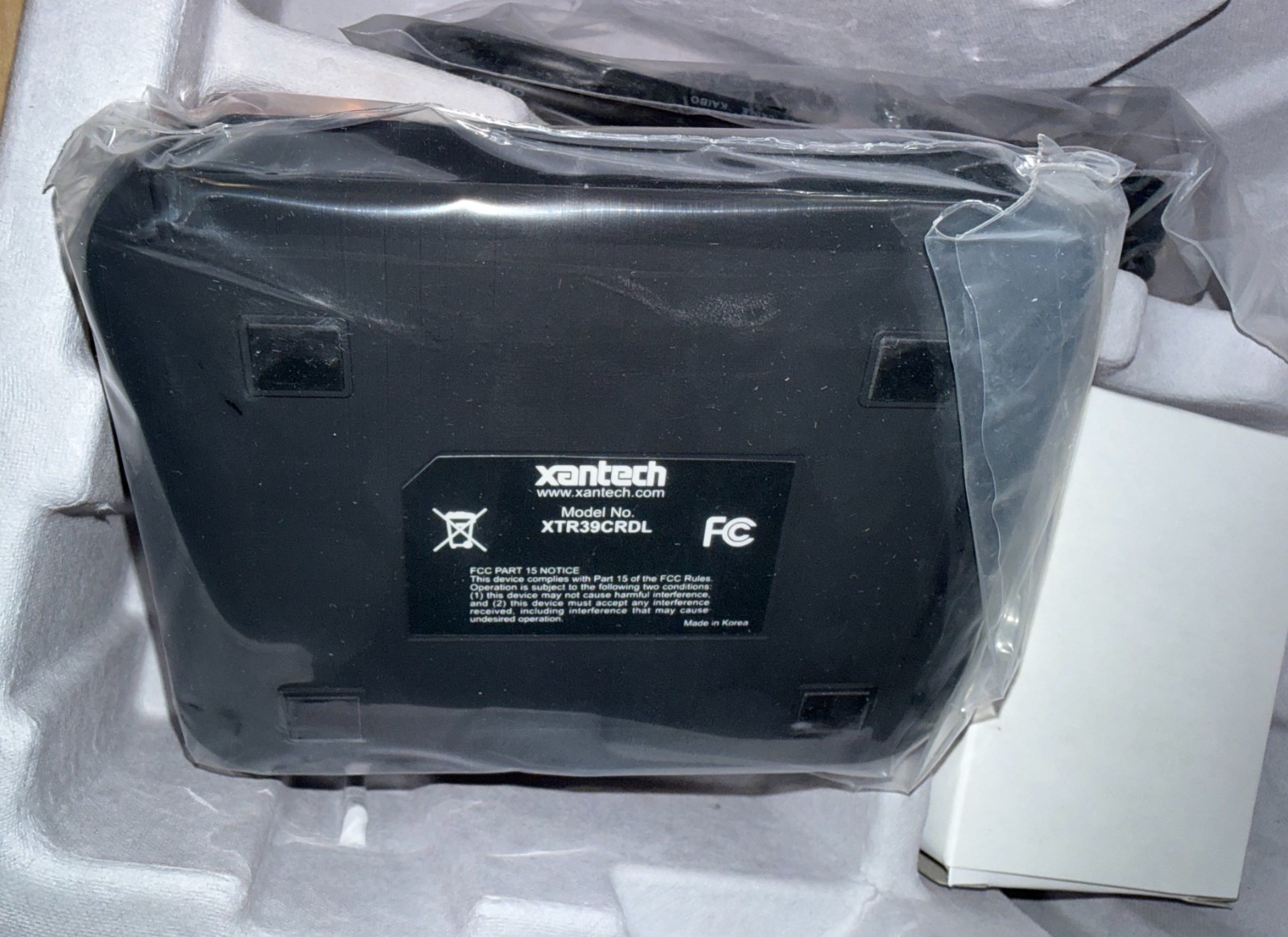 Xantech Hand-Held LCD Remote Control XTR39 & RF Base Station RF2IR