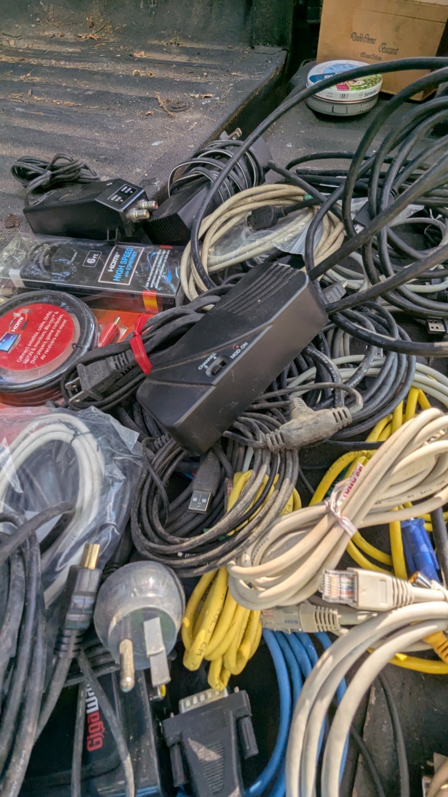 HUGE Electronics Cable Lot HDMI VGA Ethernet Lan USB Radio Shack Module Direct
