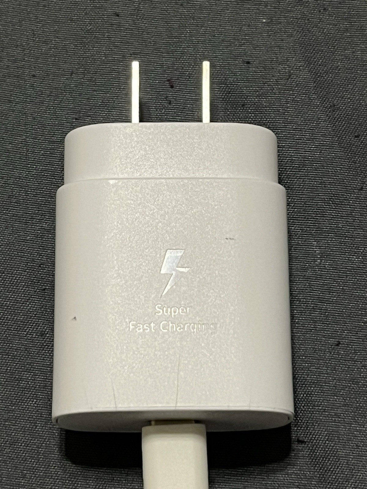 Mixed Lot Of Electronics; Fast Chargers, & Bluetooth Earbuds