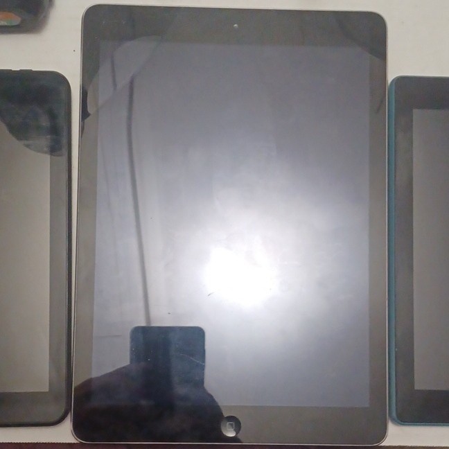 Mixed Electronics Lot x4 Some Working Some For Parts Repair