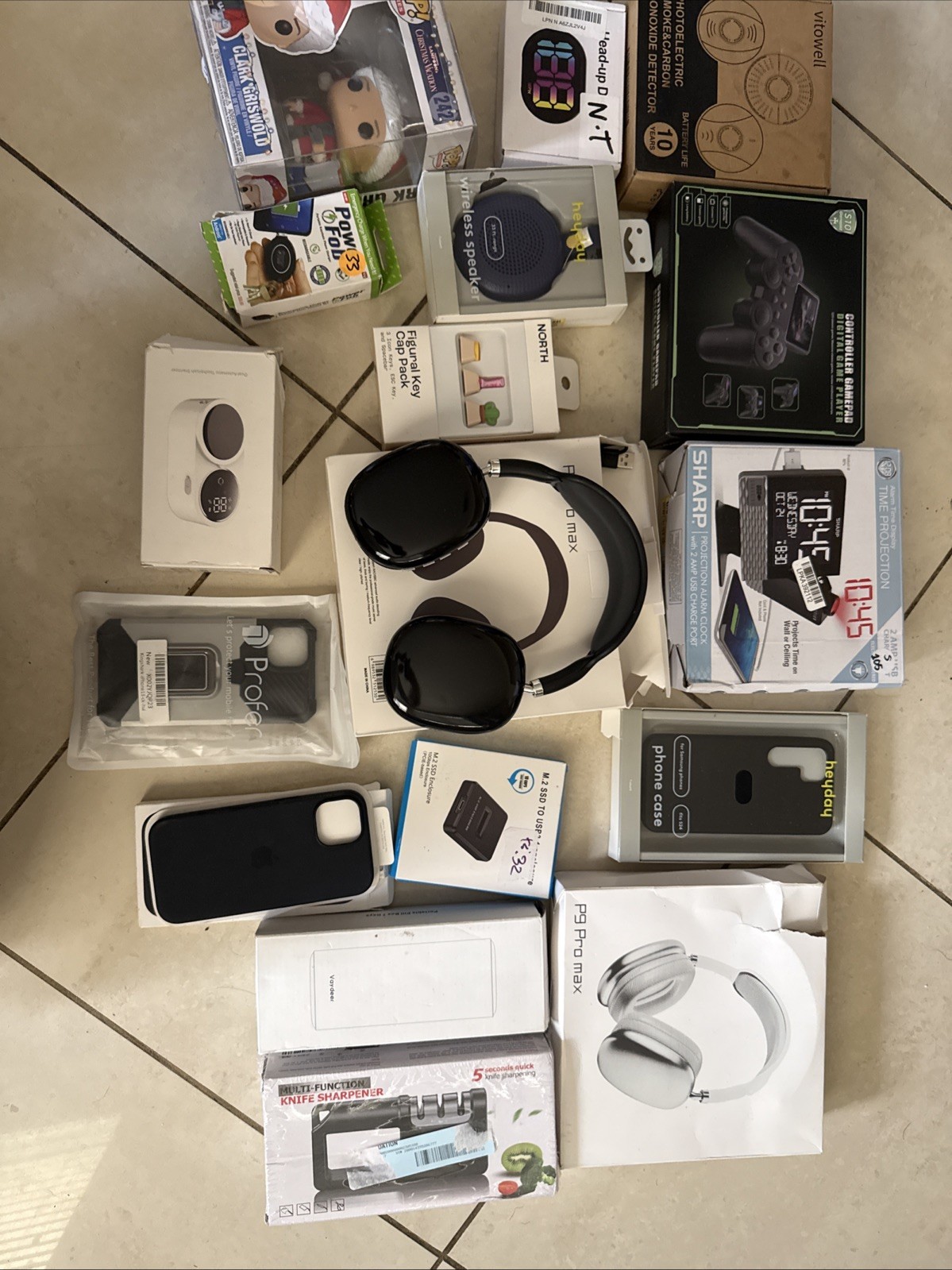 Mystery Loot Electronic Box For Resale 17 Items Total See Description