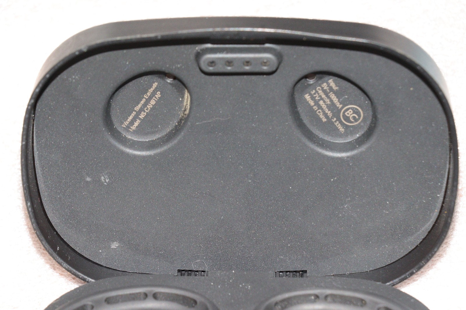 Junk Box of Bluetooth Headphones – Beats Altec-Lansing BlueParrott