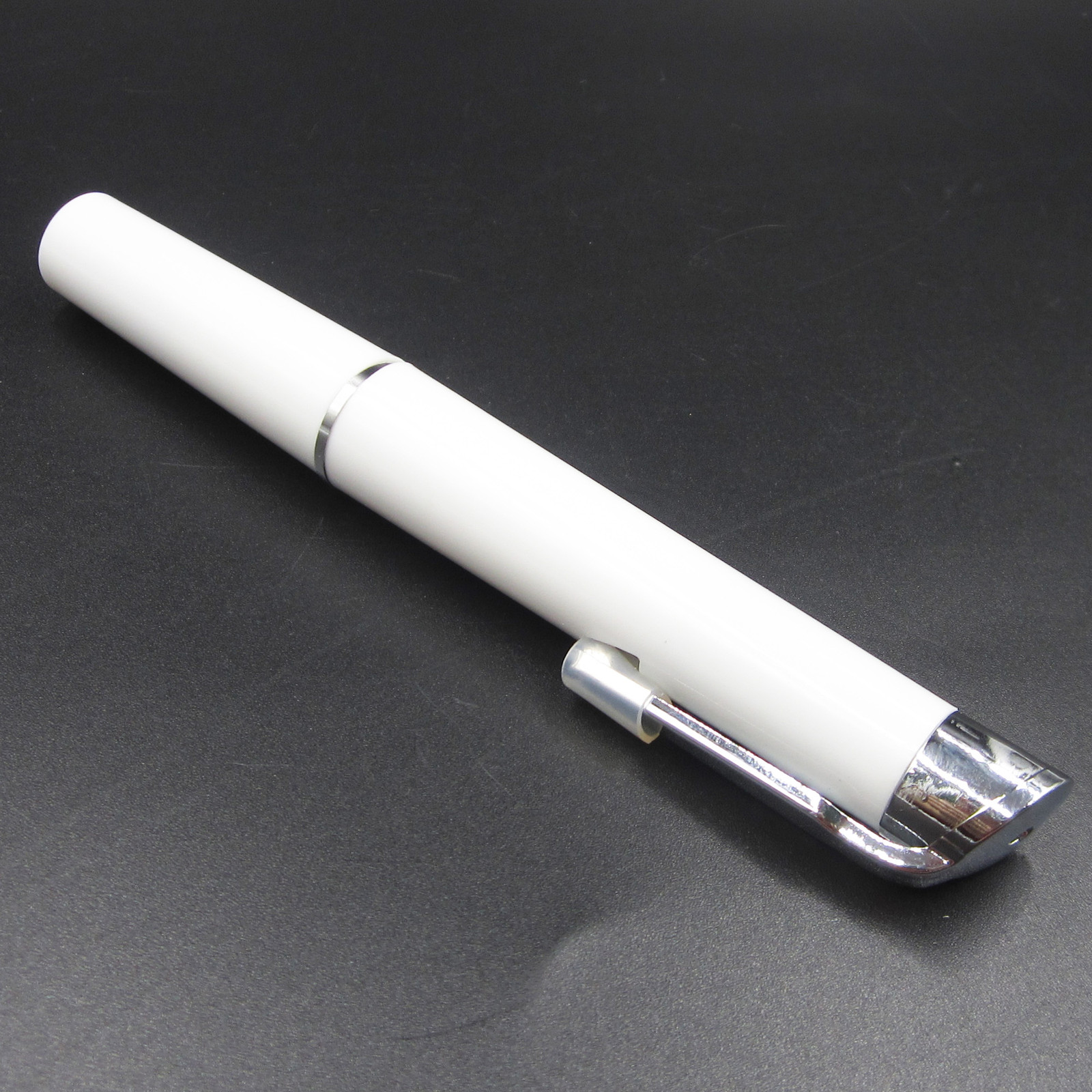 Portable Penlight Torch Flashlight EMT Medical Surgical First Aid Nurse Doctor