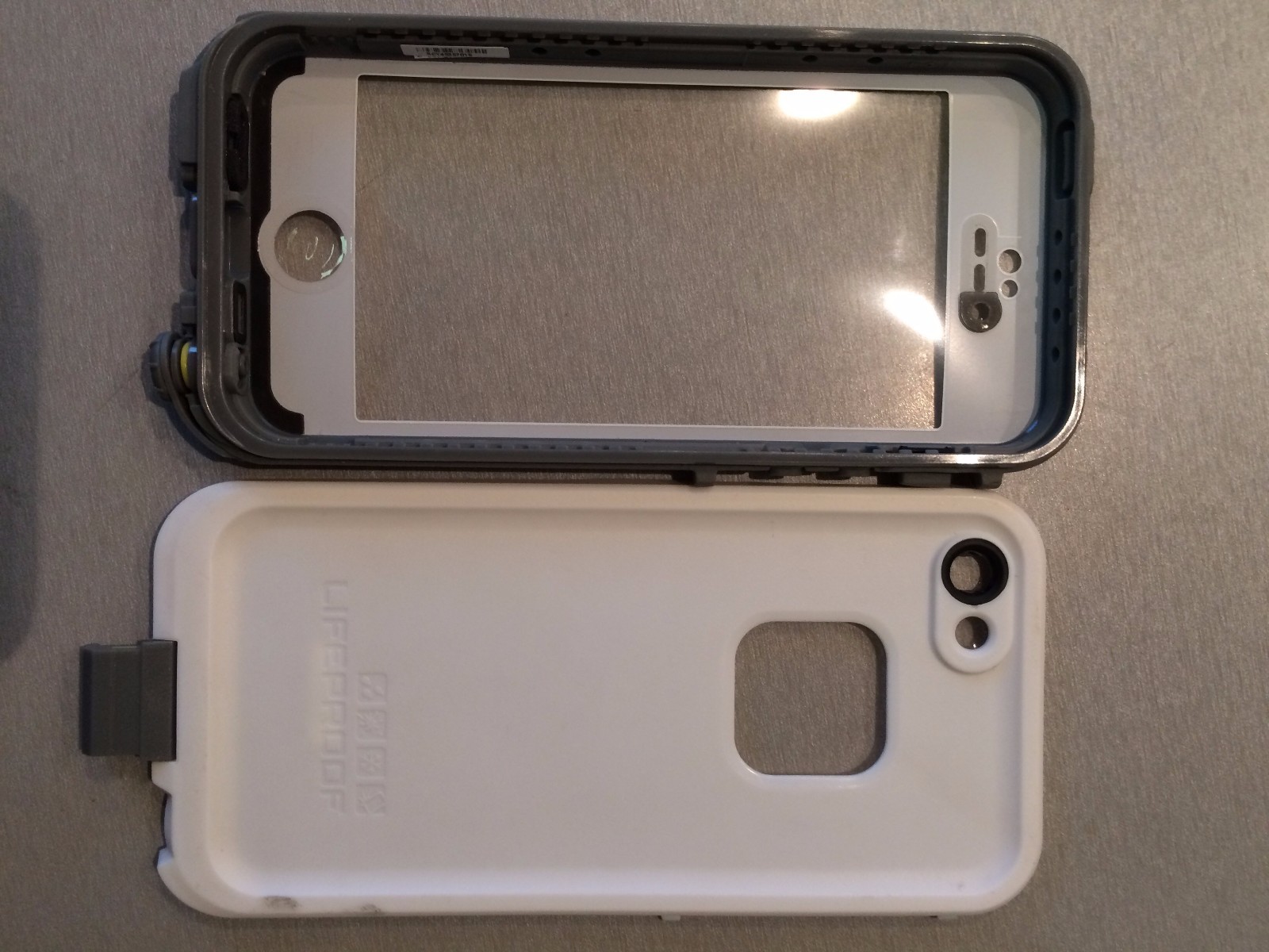 Electronics – Apple , Samsung, Sony, Blackberry, Otter Box, LIFEPROOF
