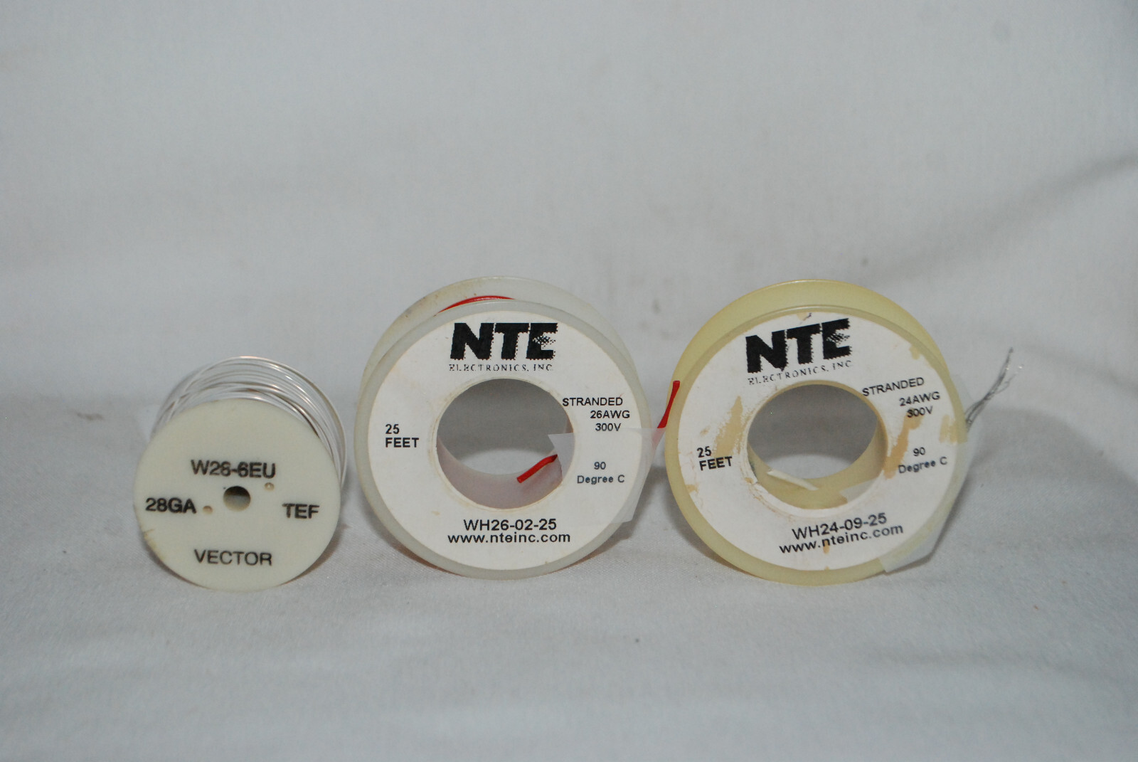Mixed Lot Wire wrap wire NTEWH26-02-25,WH24-09-25,W26-6EU