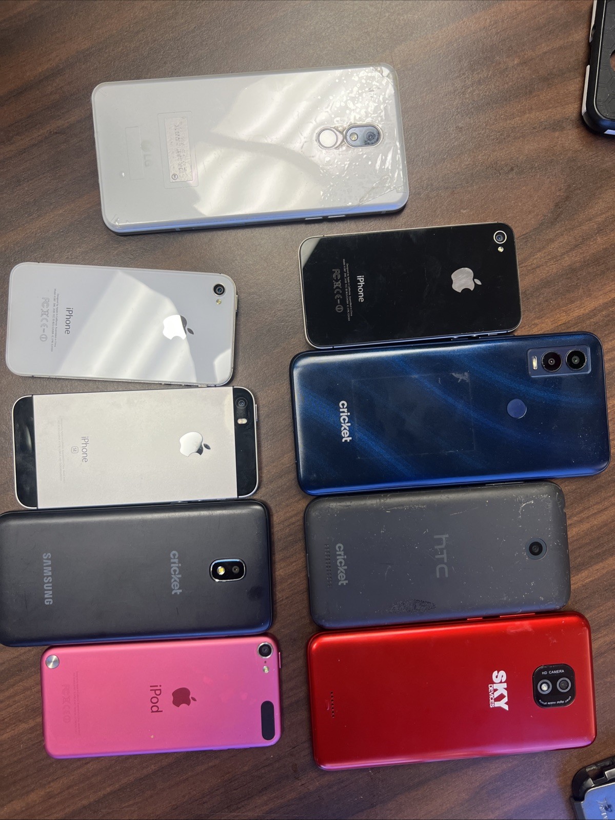Untested Smart Phones, Apple IPod, LG, Samsung,