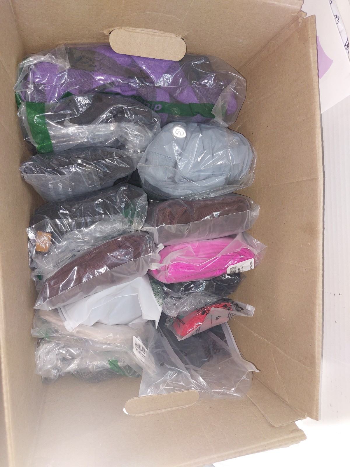 AMAZON Mystery Box Womens Clothes Large To 2xl 20pcs.