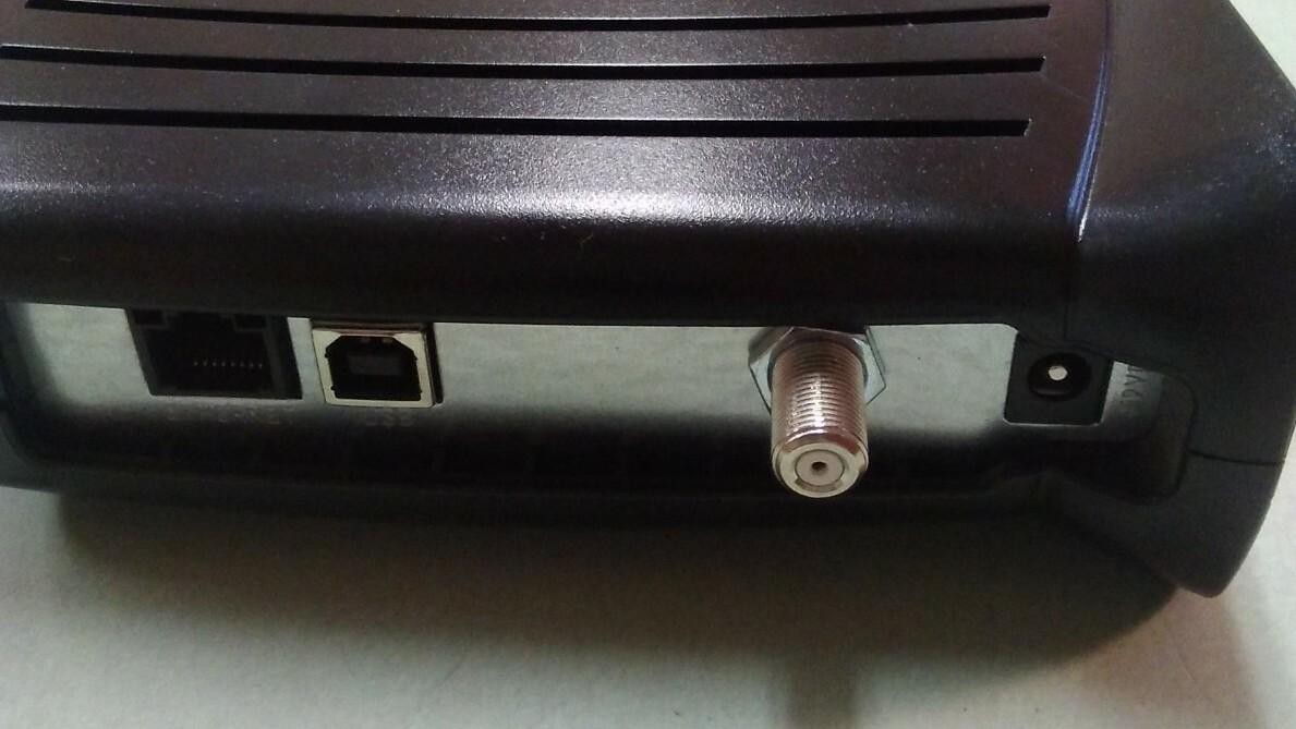 MOTOROLA SURFboard SB5101 Cable Modem