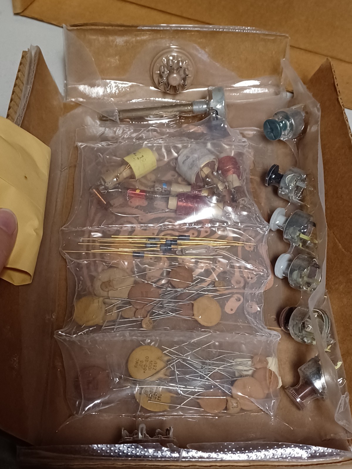 Vintage Sealed TV / Radio Electronics Set #3 NOS