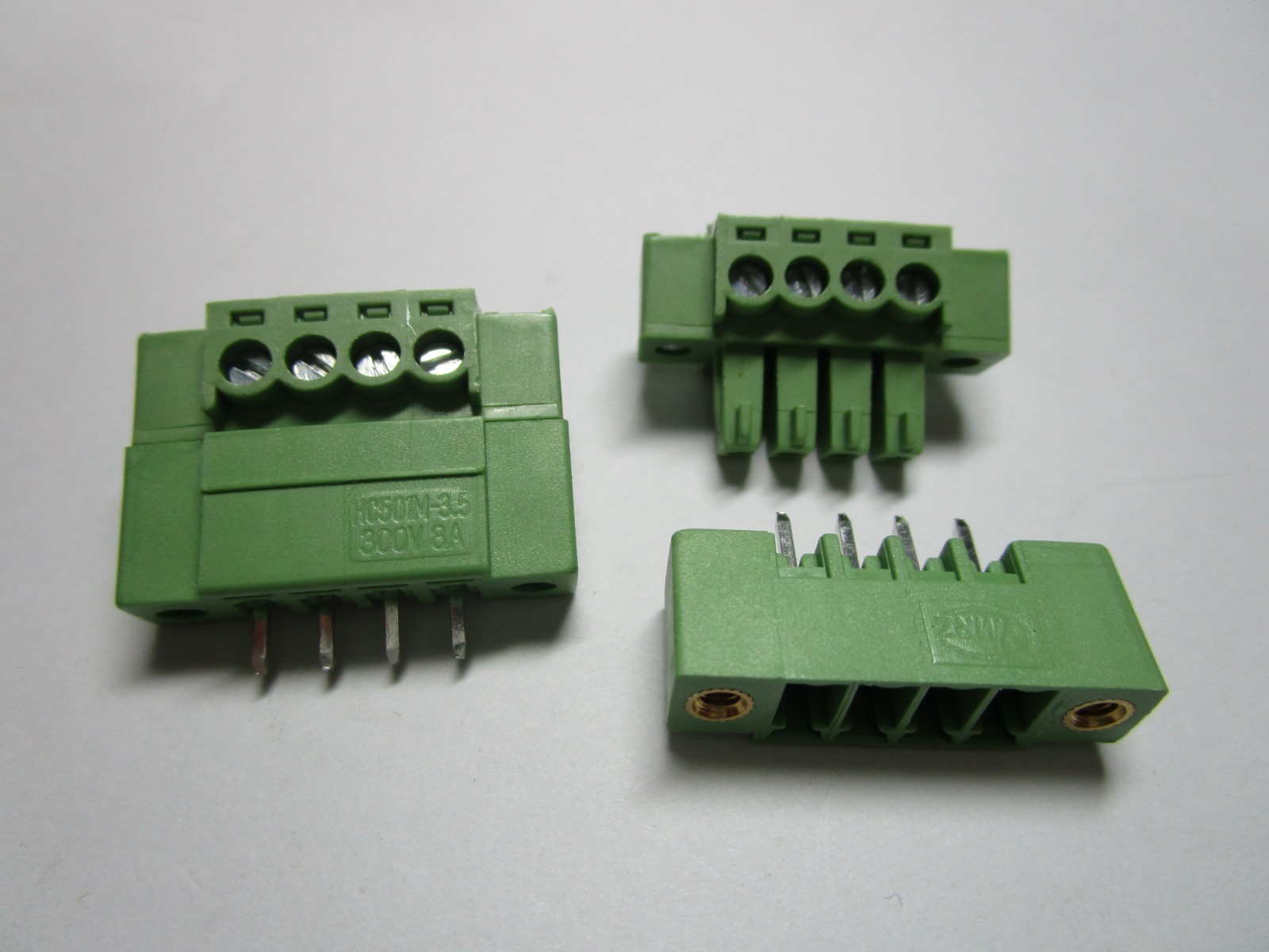 20 pcs with Embossmen Pitch 3.81mm Straight 4 pin Screw Terminal Block Connector