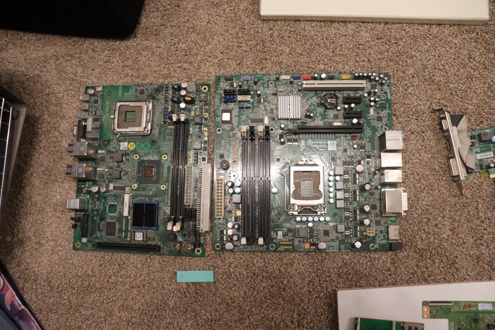 Lot of electronics selling as lots or bulk as-is untested recently priced @ bulk