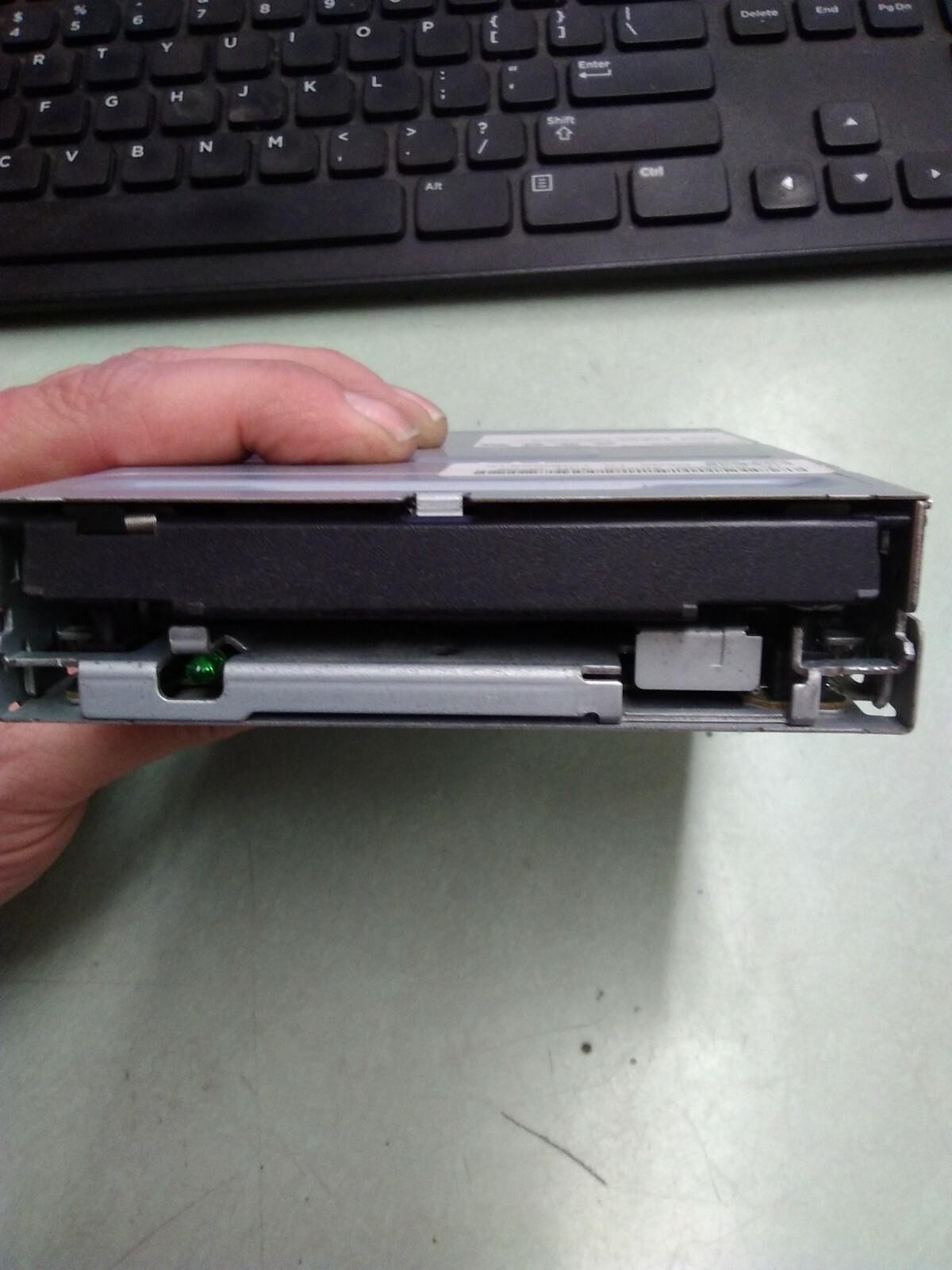 Teac FD-235HG 1.44Mb 3.5-Inch Internal Floppy Drive 193077C6-30 REV A00