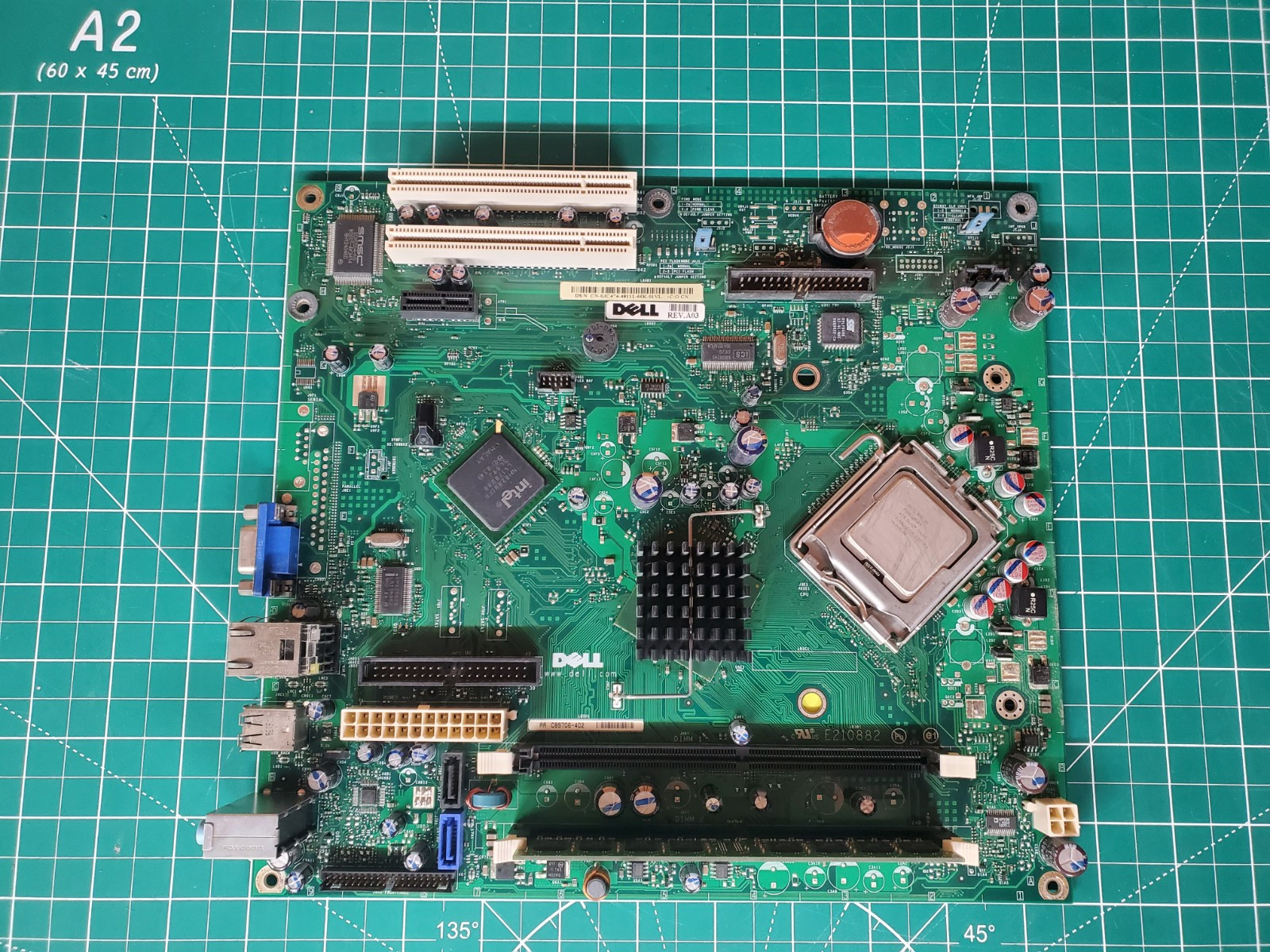 Dell Dimension E310 Motherboard (CN-0JC474) 1GB RAM, (SL729) pentium 4 Cpu.