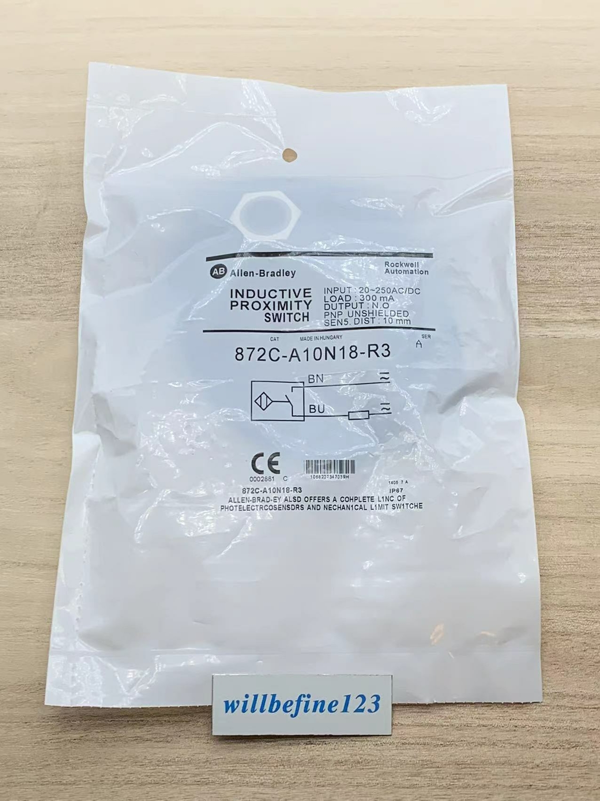 Inductive proximity switch 872C-A10N18-R3 AC and DC 2-wire normally open sensor