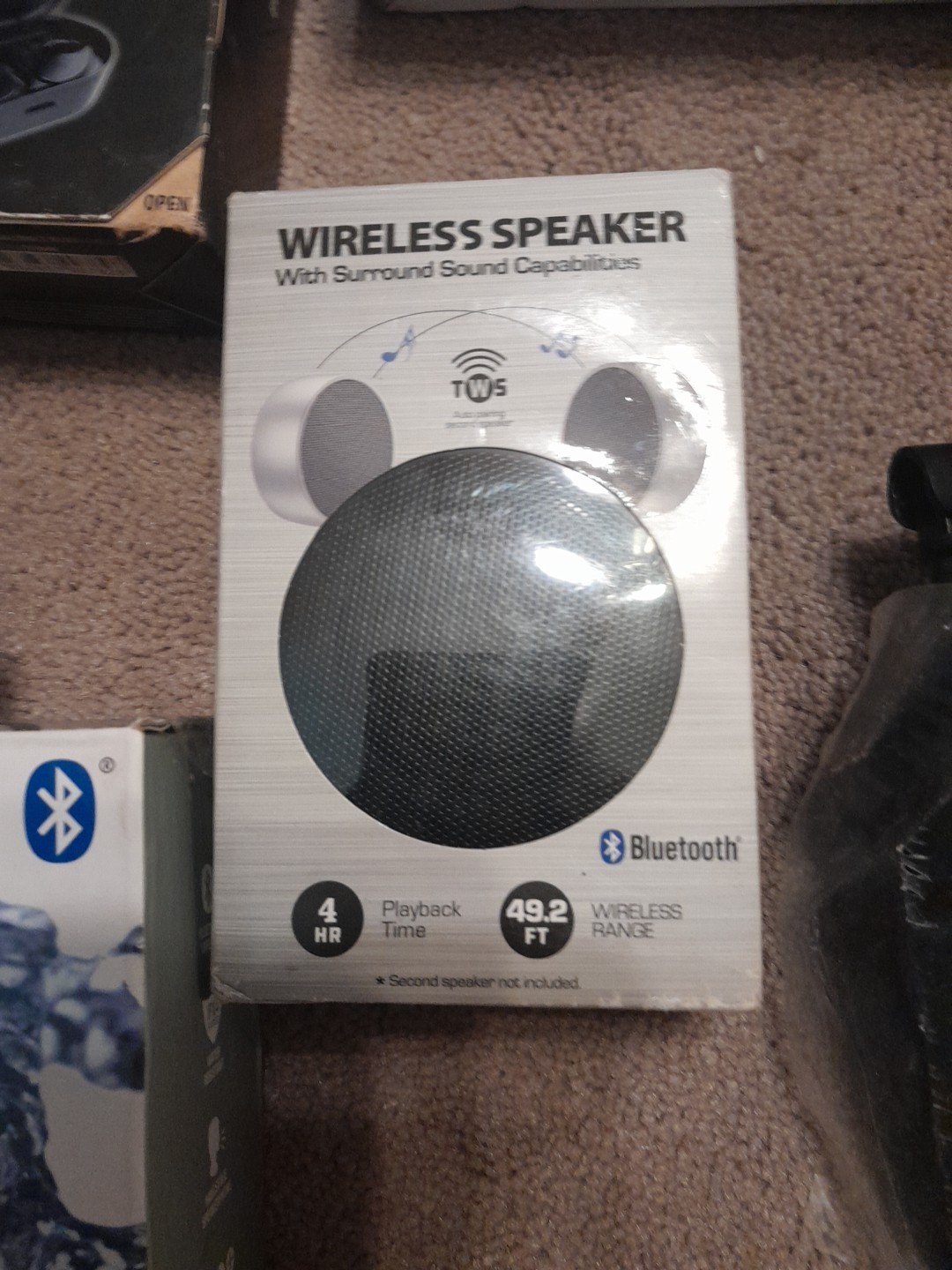 Mystery Box…NOT. Bluetooth Headphones, Earbuds, Etc.Everthing In Picture .New