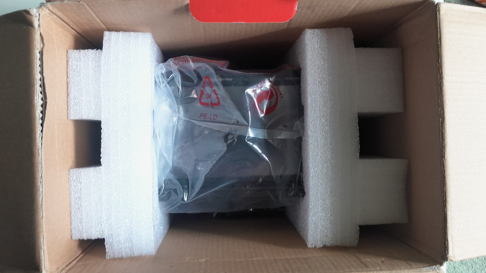 Car Dashboard Audio / Video Systems, Audio Amplifier, Speaker, etc. Item Lot