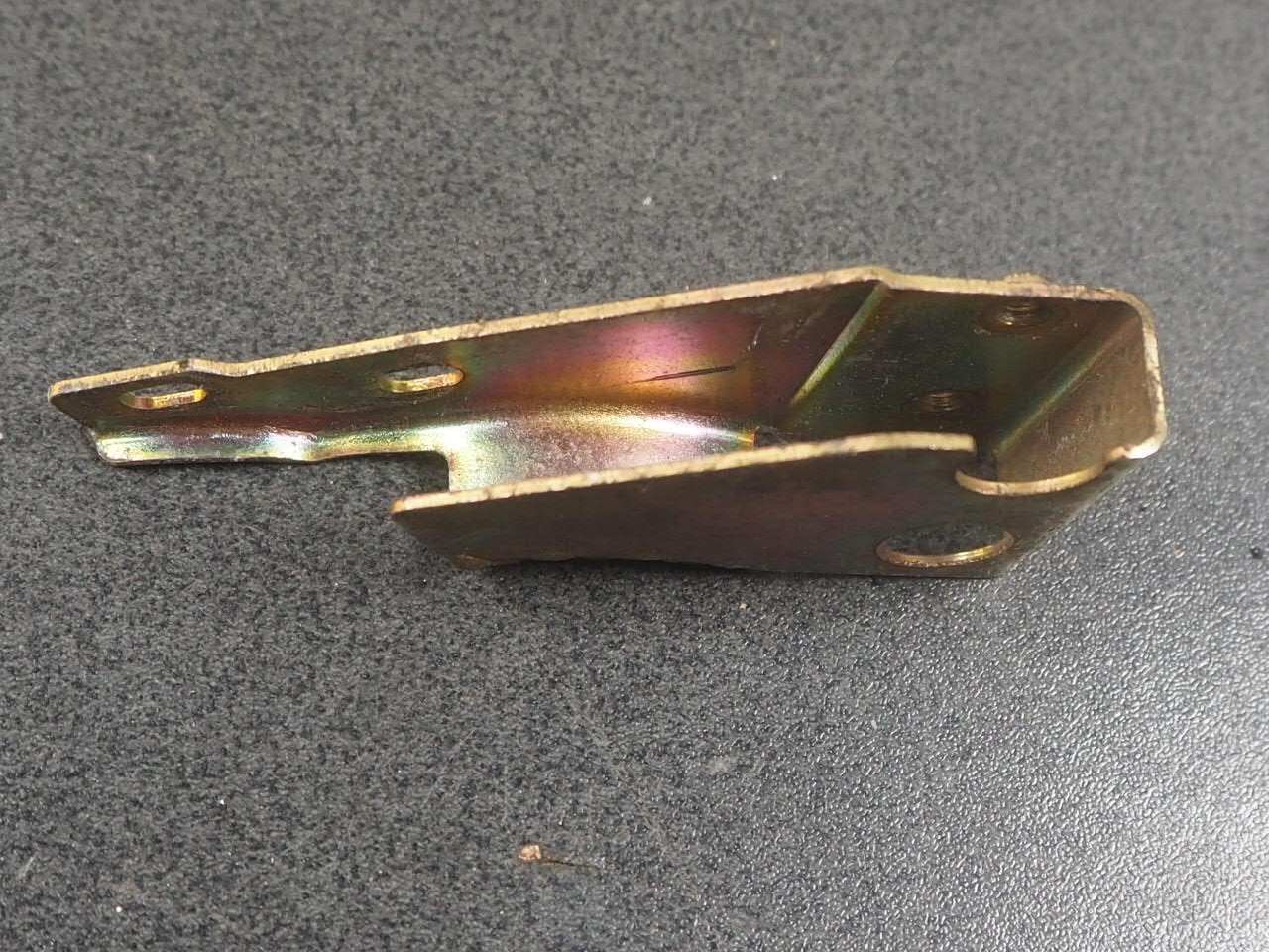HONDA GL1500 1989 43535-MN5-006 BRACKET SW. 11517