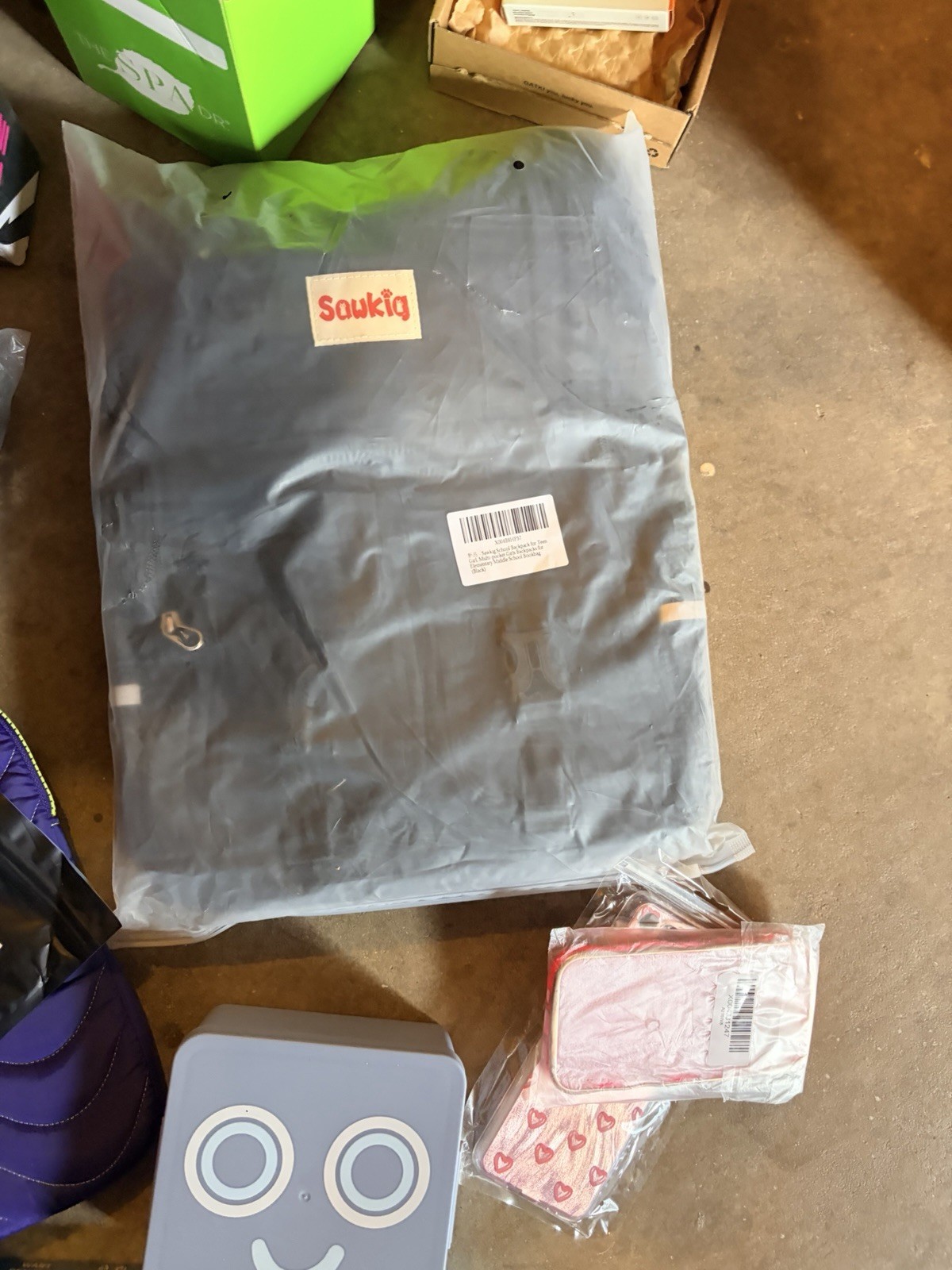 Mixed Home Goods Personal Care Lot Box- All New Unused Items-22+ $300 Value