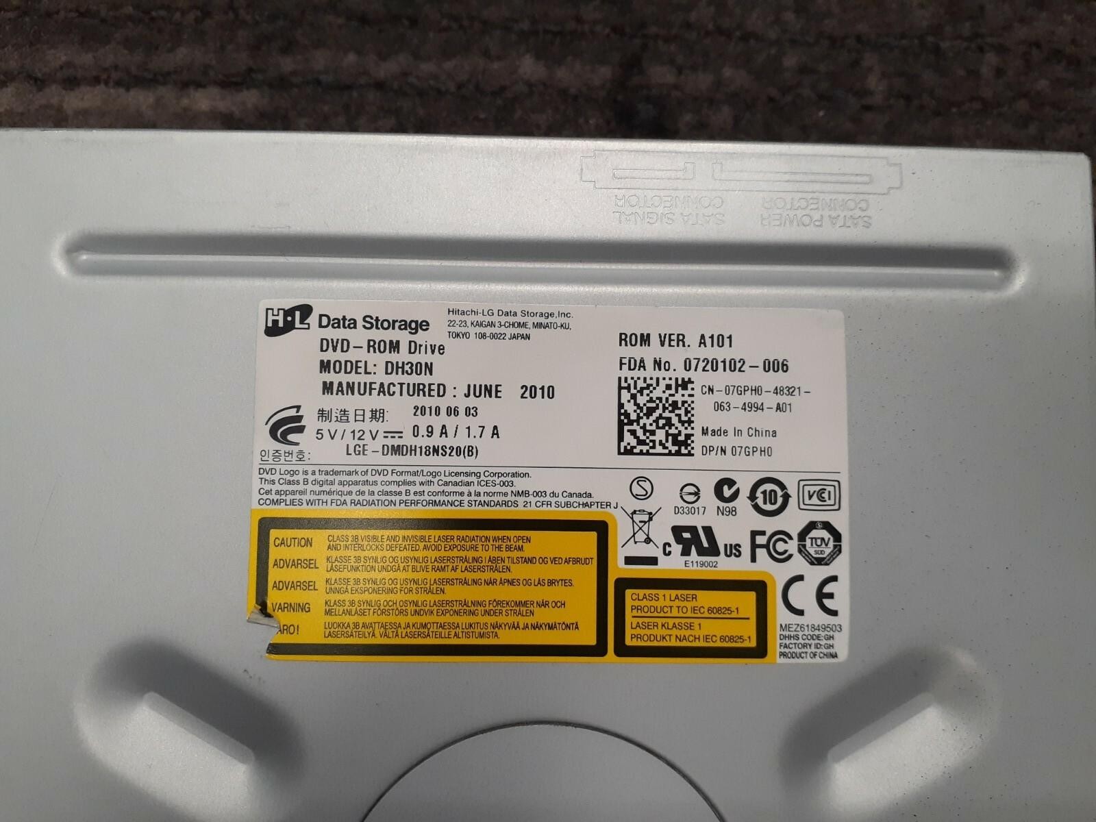 (2) H-L Data Storage DVD-ROM Drive DH30N ROM Ver A101 07GPH0