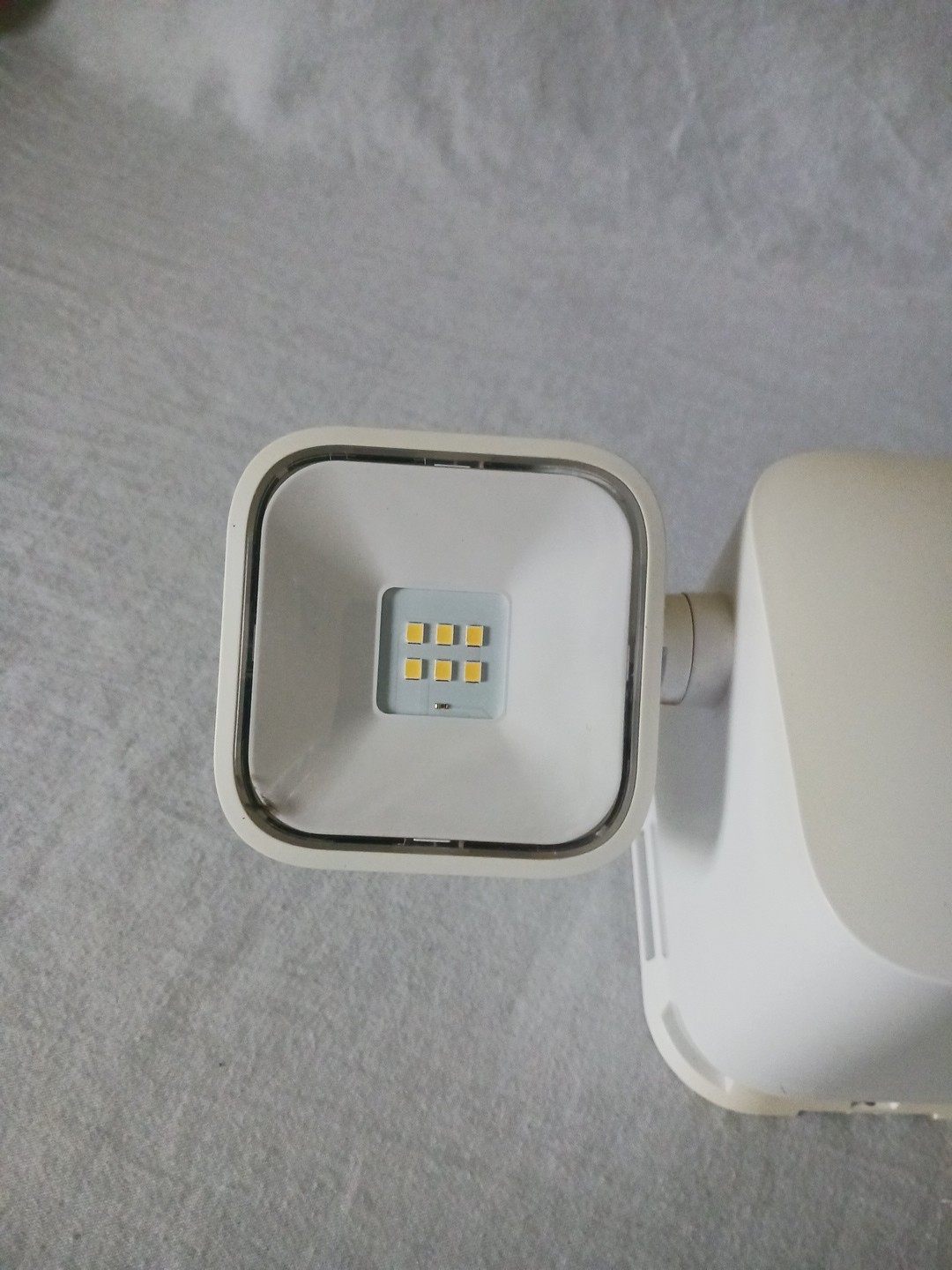 Lot of 2 Floodlight Mount Blink Beams Outdoor BAC044600U w/ Brackets NO CAMERAS