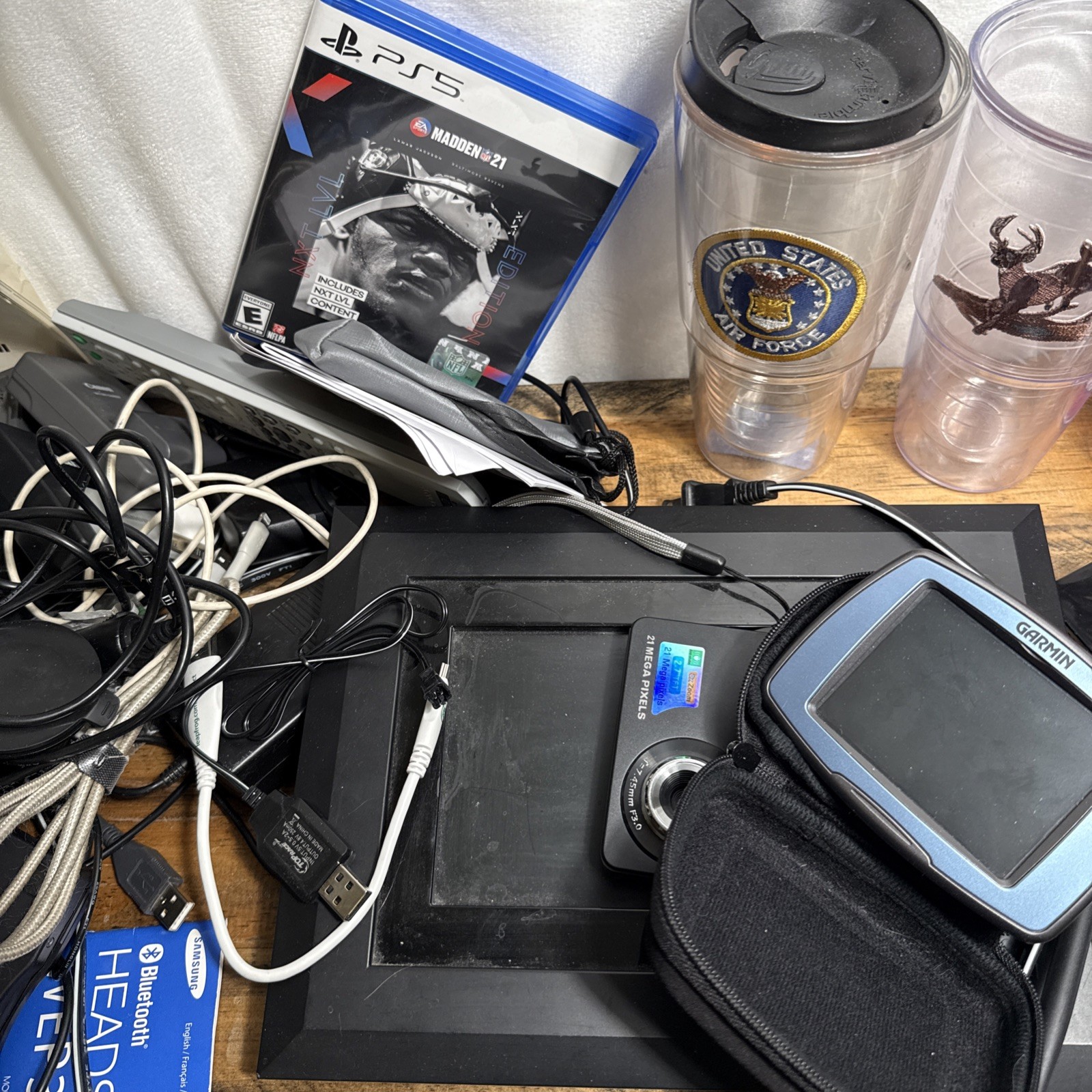 Junk Drawer Electronics Lot Mix Video Game Remote Control Charger Garmin Camera