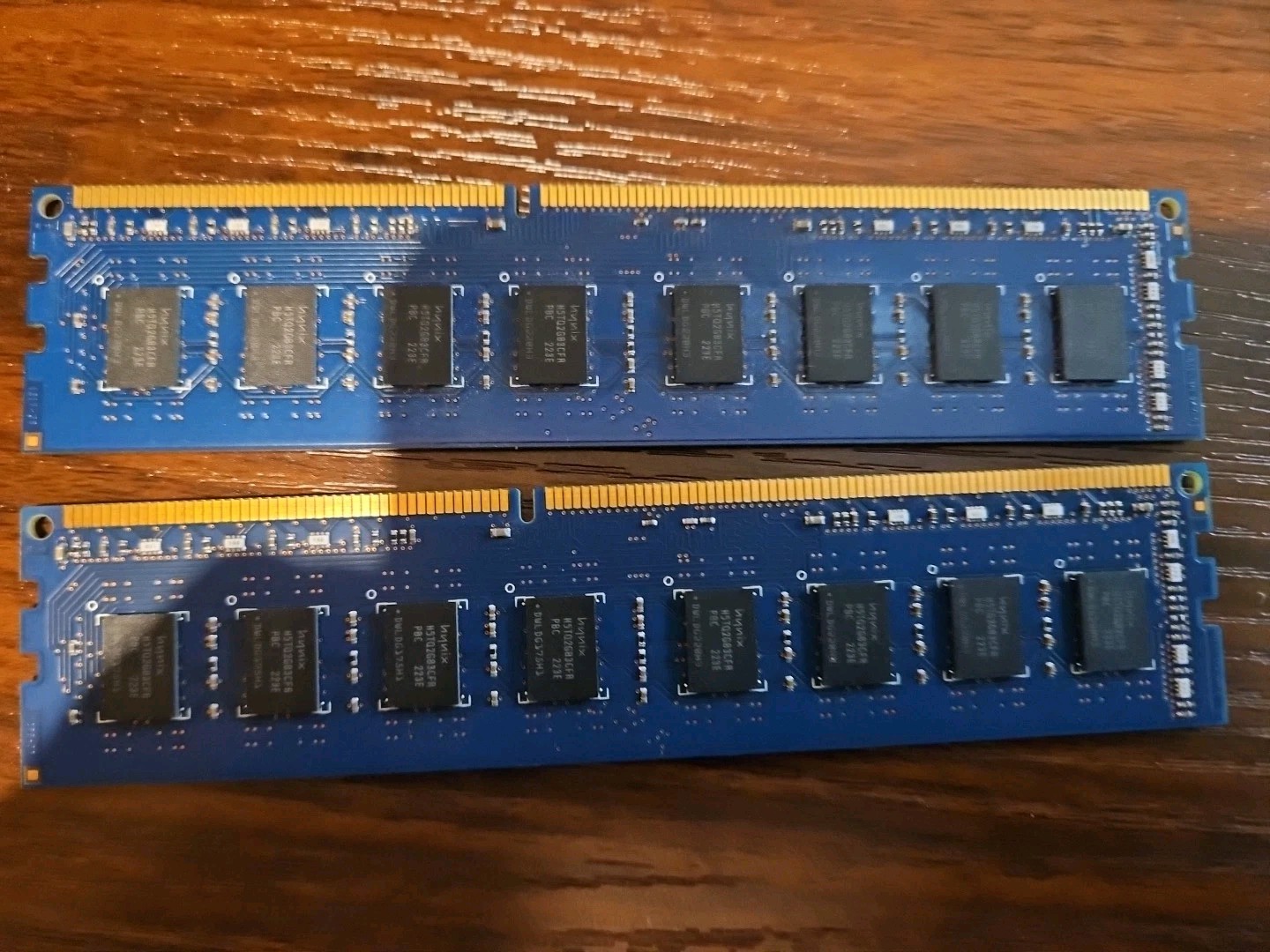 Hynix 8GB 2 x 4GB 2Rx8 PC3-12800U HMT351U6CFR8C-PB