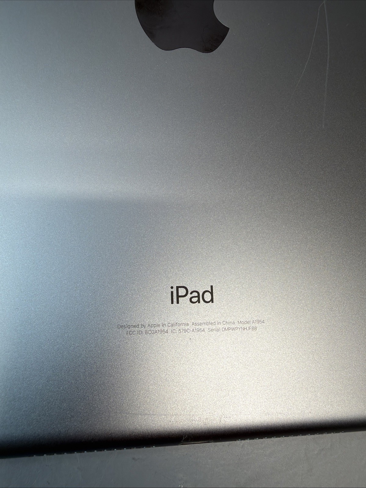 iPads For Parts Or Repair Only A1954, A1432, A1490, Mixed Lot Of 3 AS IS