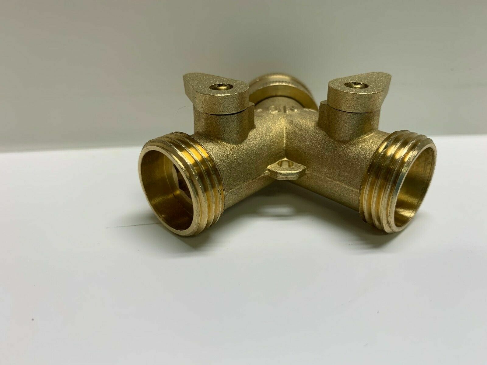 Heavy Duty Garden Water Hose All Brass Manifold 2 Way Swivel Y Splitter Shutoff