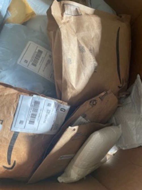 Mystery Box: Overstock, Returned Mail, Unclaimed 10 pieces per mystery box