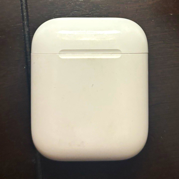 Apple AirPods 2nd gen Charging Case Replacement (CASE ONLY)